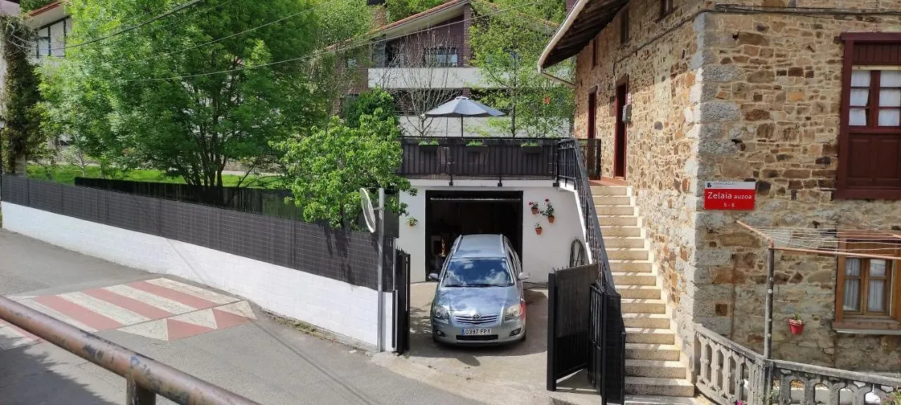 Alojamiento Rural, Jardin, A 25 Minutos De Bilbao, Parking Gratuito Arantzazu 스페인