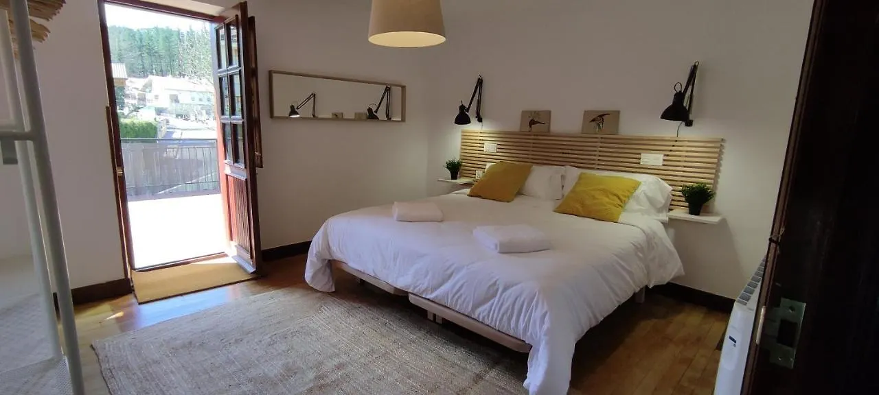 Alojamiento Rural, Jardin, A 25 Minutos De Bilbao, Parking Gratuito Arantzazu 0*,  스페인